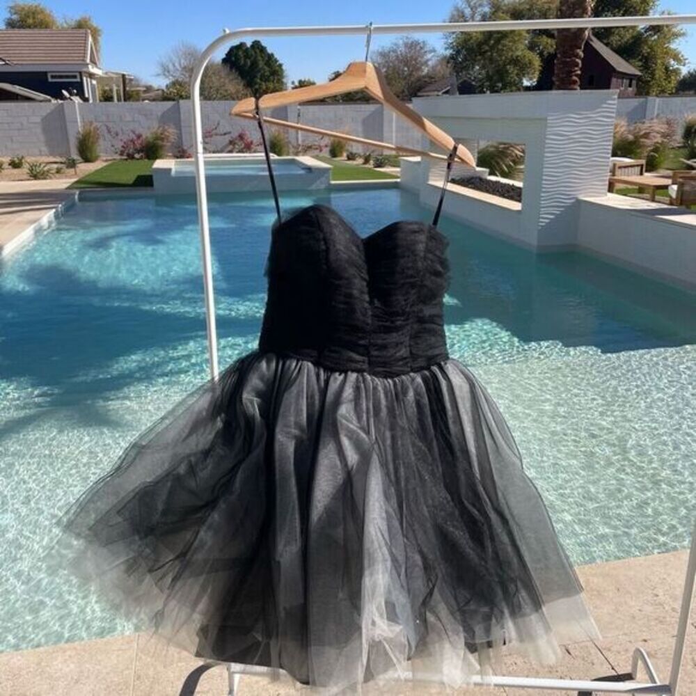 Betsey Johnson Vintage Black Tulle Strapless Prom Dress